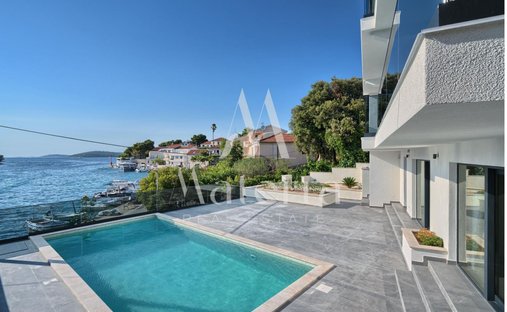 House in Razanj, Sibenik-Knin County, Croatia 1