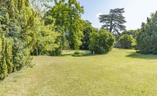 Sale Manor 735 M² 17 Rooms