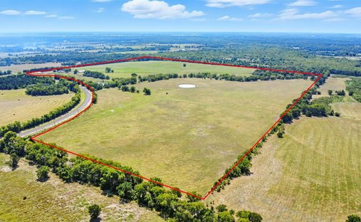 Land in Lake Creek, Texas, United States 1
