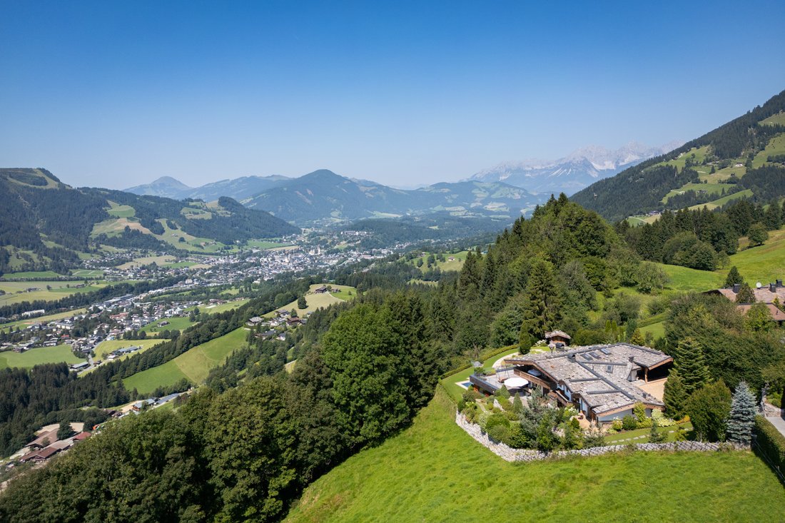 Villa in Kitzbuhel, Tyrol, Austria 2 - 16098203