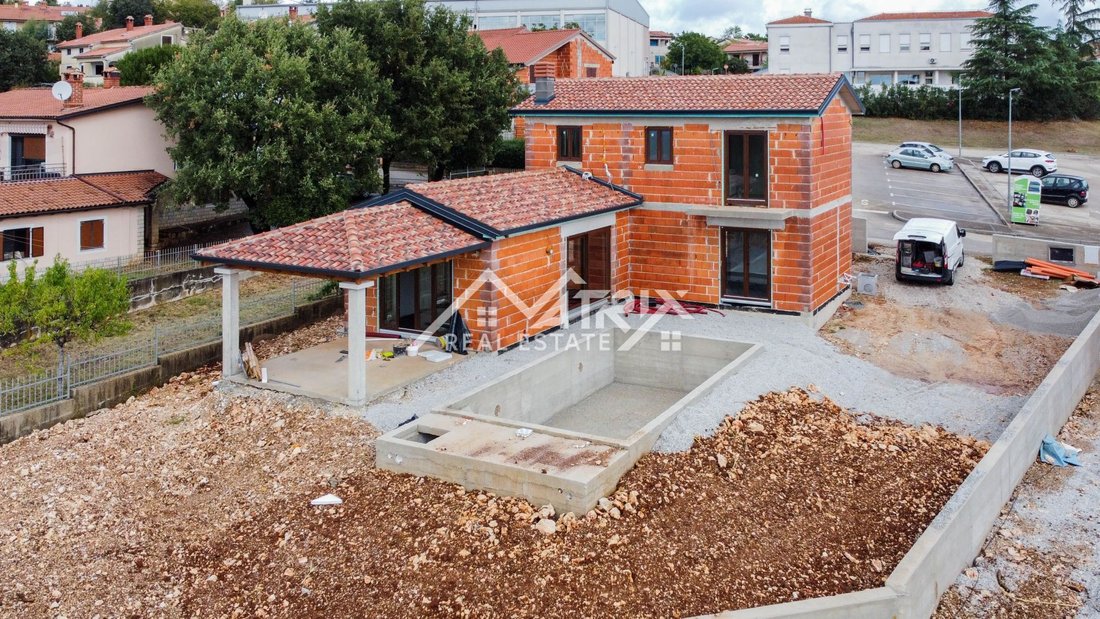 House in Porec, Istria County, Croatia 1 - 16098129