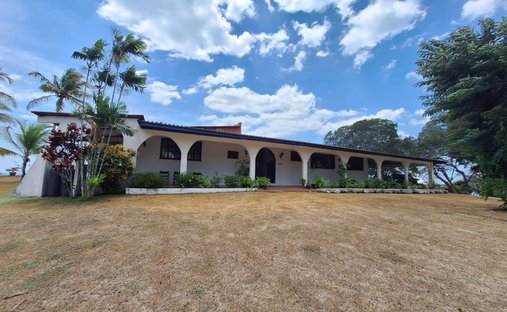 Finca in Rio Hato, Coclé Province, Panama 1