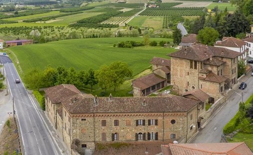 Castle for Sale in Bubbio, Piedmont, Italy