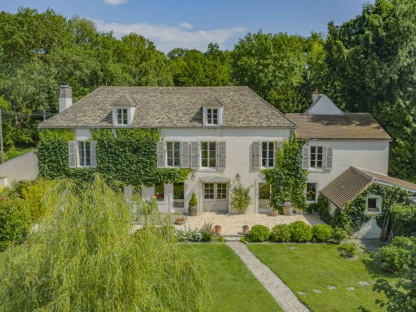 House in Galluis, Ile-de-France, France 2 - 16099725