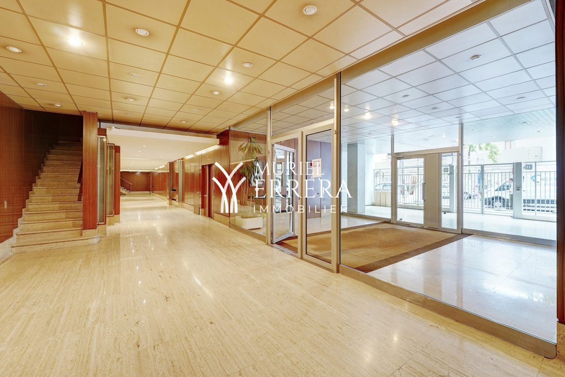 Apartment in Grange Aux Belles-Terrage, Paris 10e Arrondissement, Paris 4 - 16099744