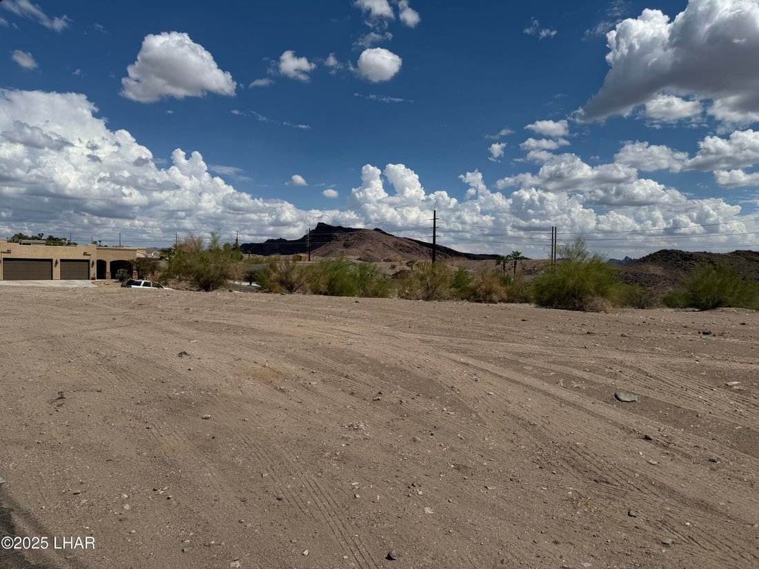 Land in Lake Havasu City, Arizona, United States 5 - 16100286