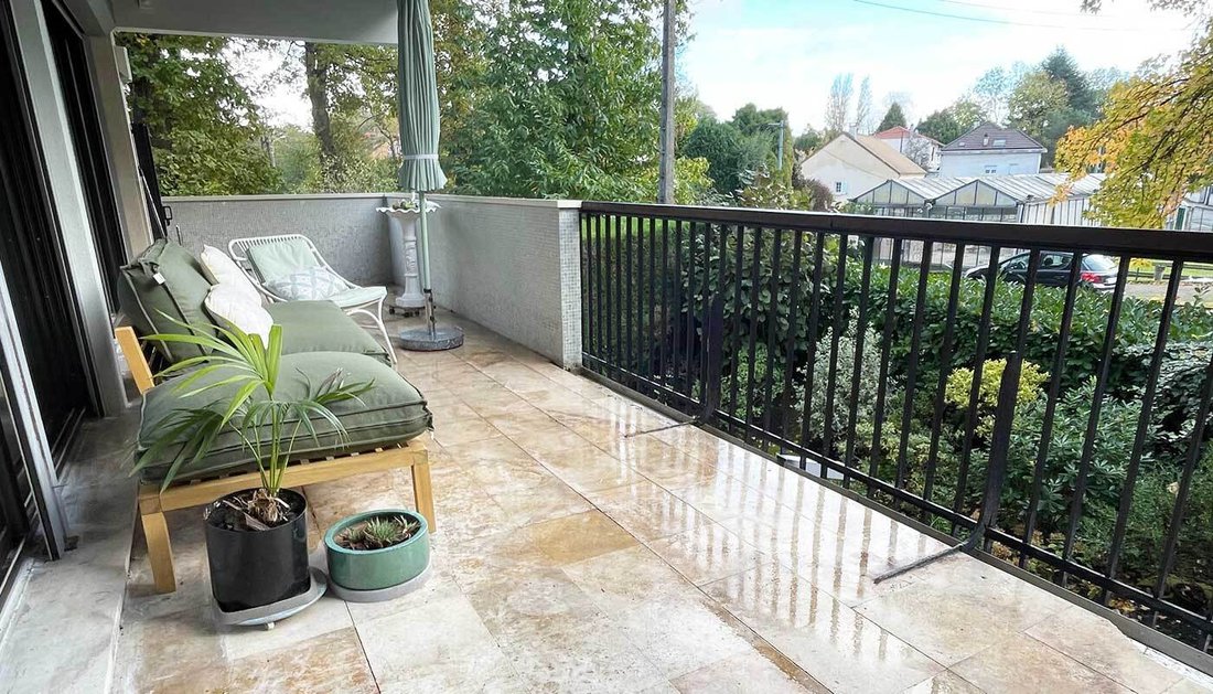 Apartment in Gressets-Centre-Garenne-Bechevet, La Celle-Saint-Cloud, France 1 - 16099364