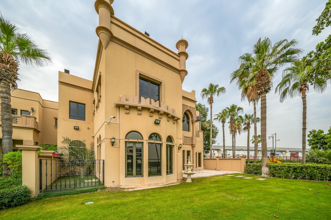 Villa in Palm Jumeirah, Dubai, United Arab Emirates 1 - 16099571