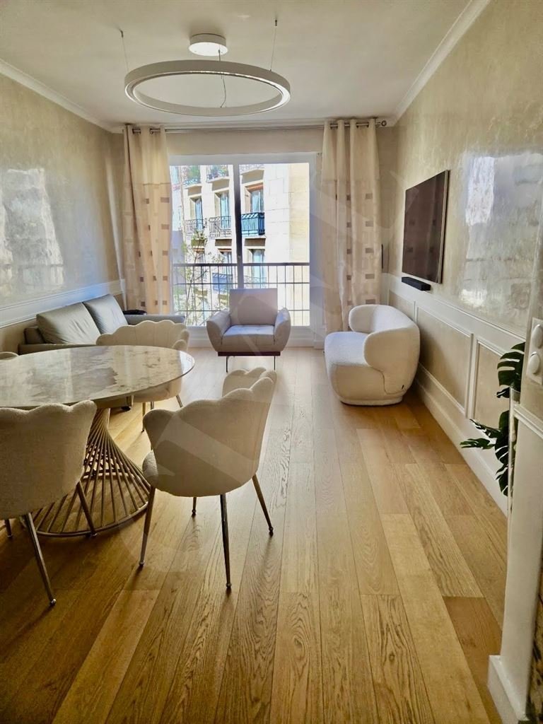Apartment in Chaillot, Paris 16e Arrondissement, Paris 2 - 16099178