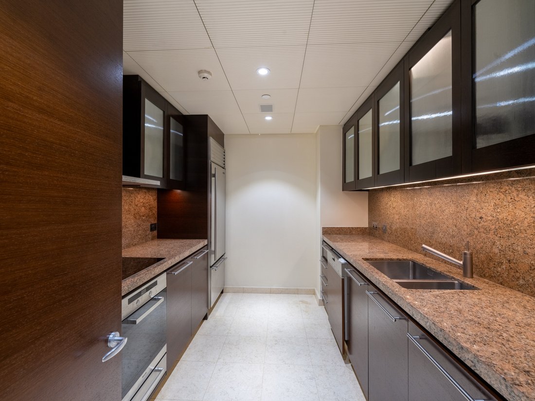 Apartment in Burj Khalifa, Downtown Dubai, Dubai 4 - 16099531