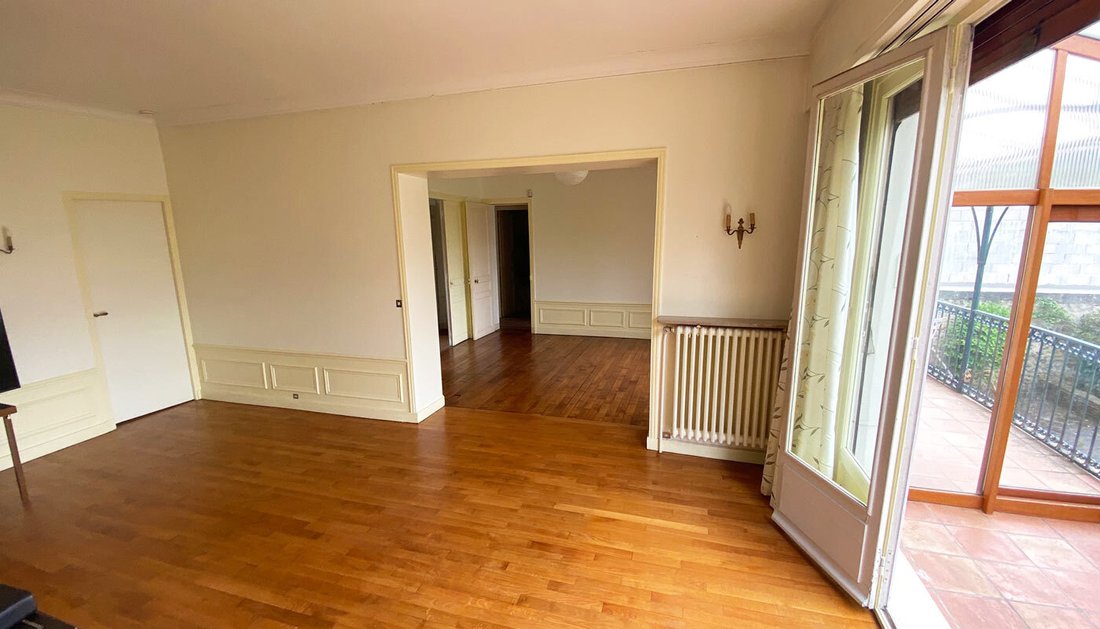 House in Pavé des Gardes, Chaville, France 4 - 16099334