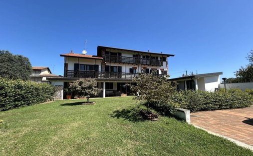 Revislate Castle Historic Residence