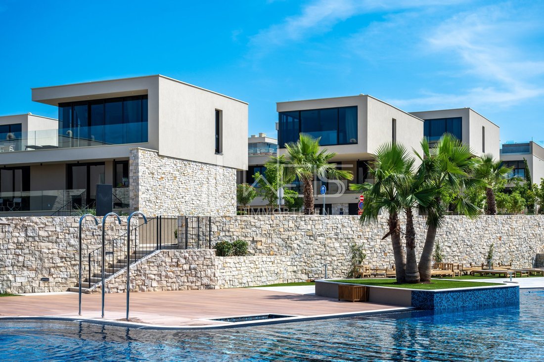 House in Umag, Istria County, Croatia 1 - 16098092