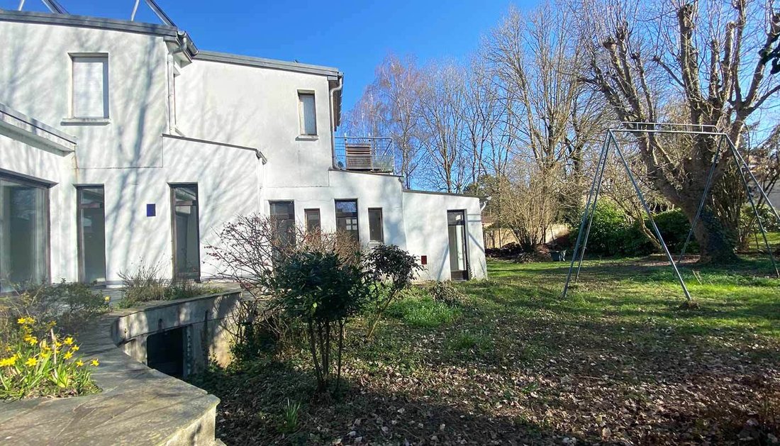 House in Domaine National du Château, Versailles, France 1 - 16099146