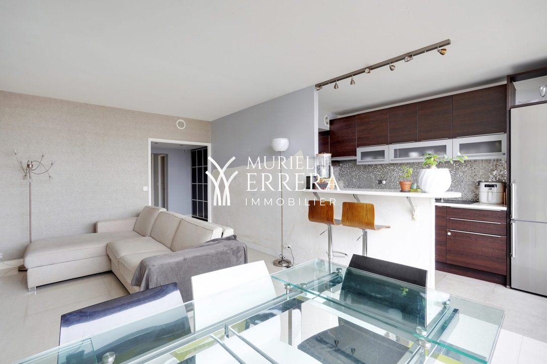 Apartment in Saint Philippe du Roule, Paris 8e Arrondissement, Paris 1 - 16099576