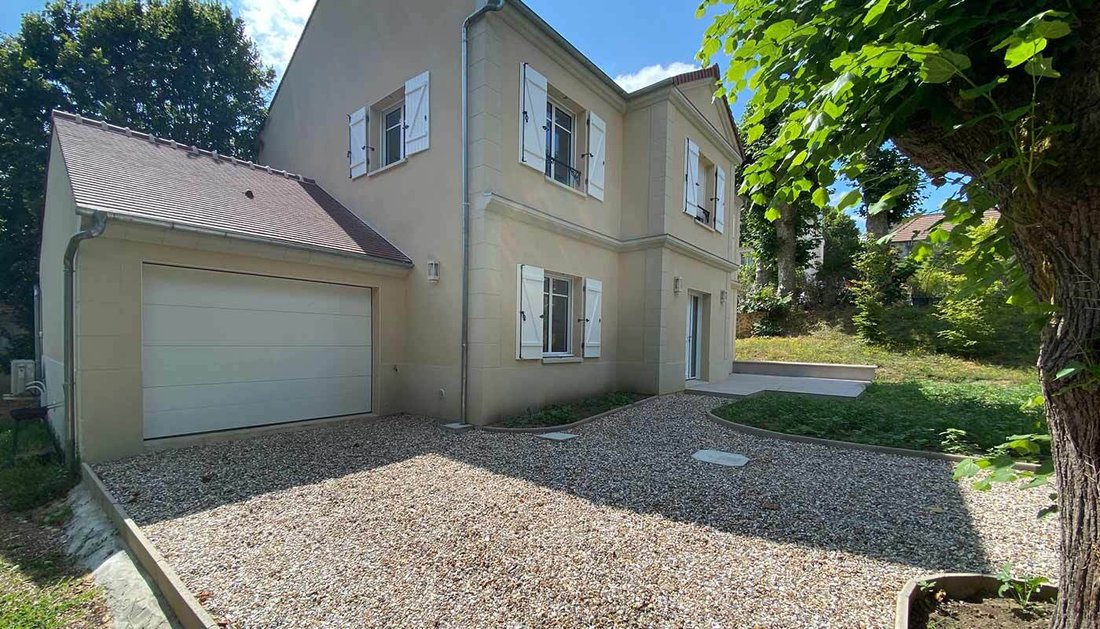 House in Bas Buc, Buc, France 3 - 16099118