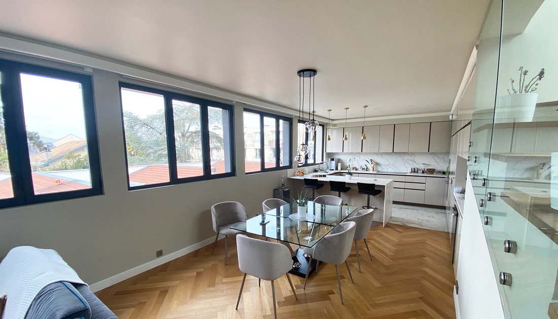 Apartment in Domaine National du Château, Versailles, France 5 - 16099314