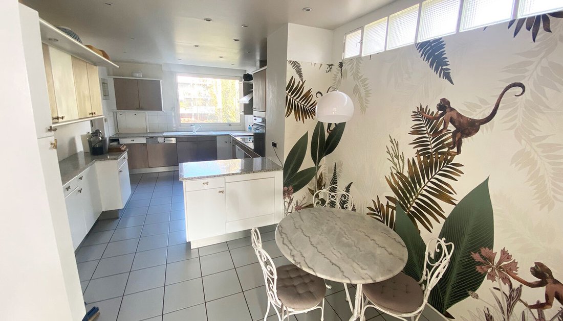 Apartment in Gressets-Centre-Garenne-Bechevet, La Celle-Saint-Cloud, France 4 - 16099364