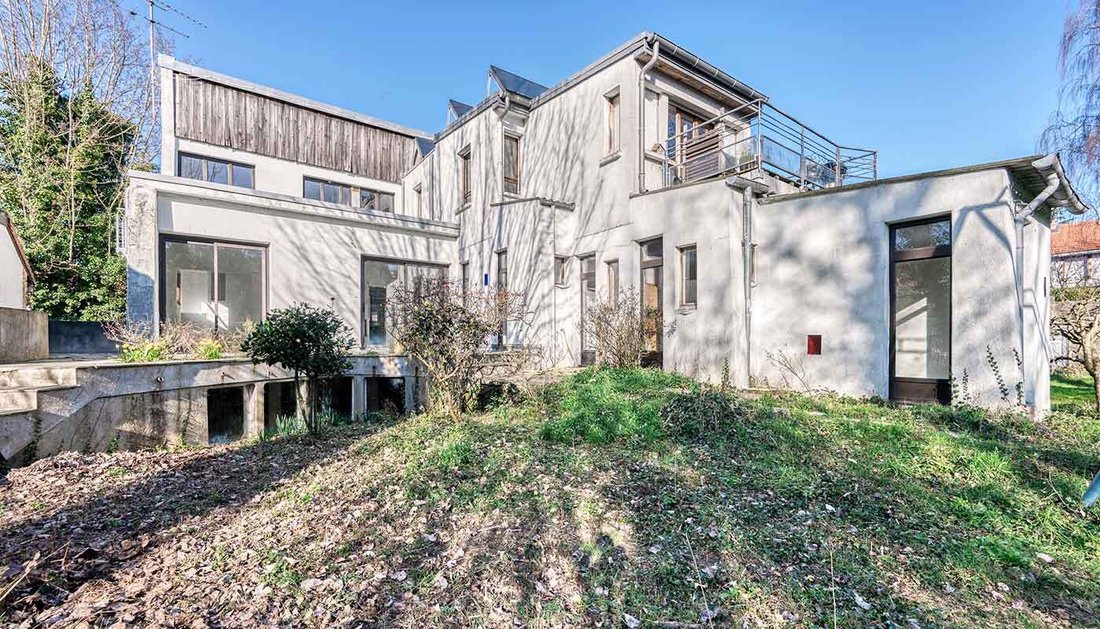 House in Domaine National du Château, Versailles, France 2 - 16099146