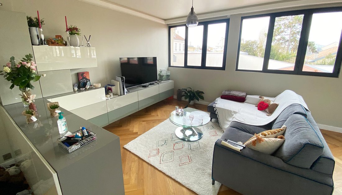 Apartment in Domaine National du Château, Versailles, France 4 - 16099314