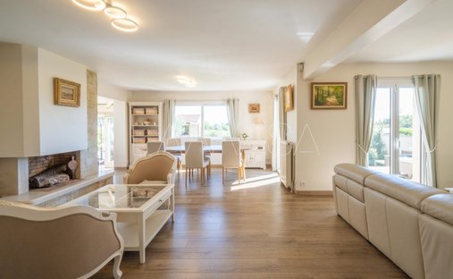 House in Combs-la-Ville, Ile-de-France, France 1
