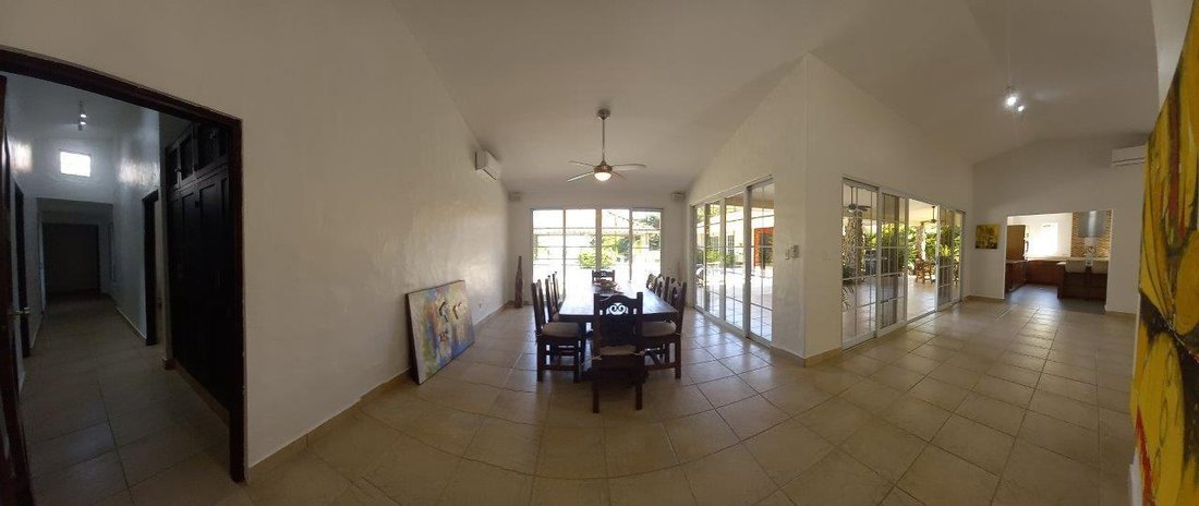 House in San Carlos District, Panama, Panama 5 - 16098404