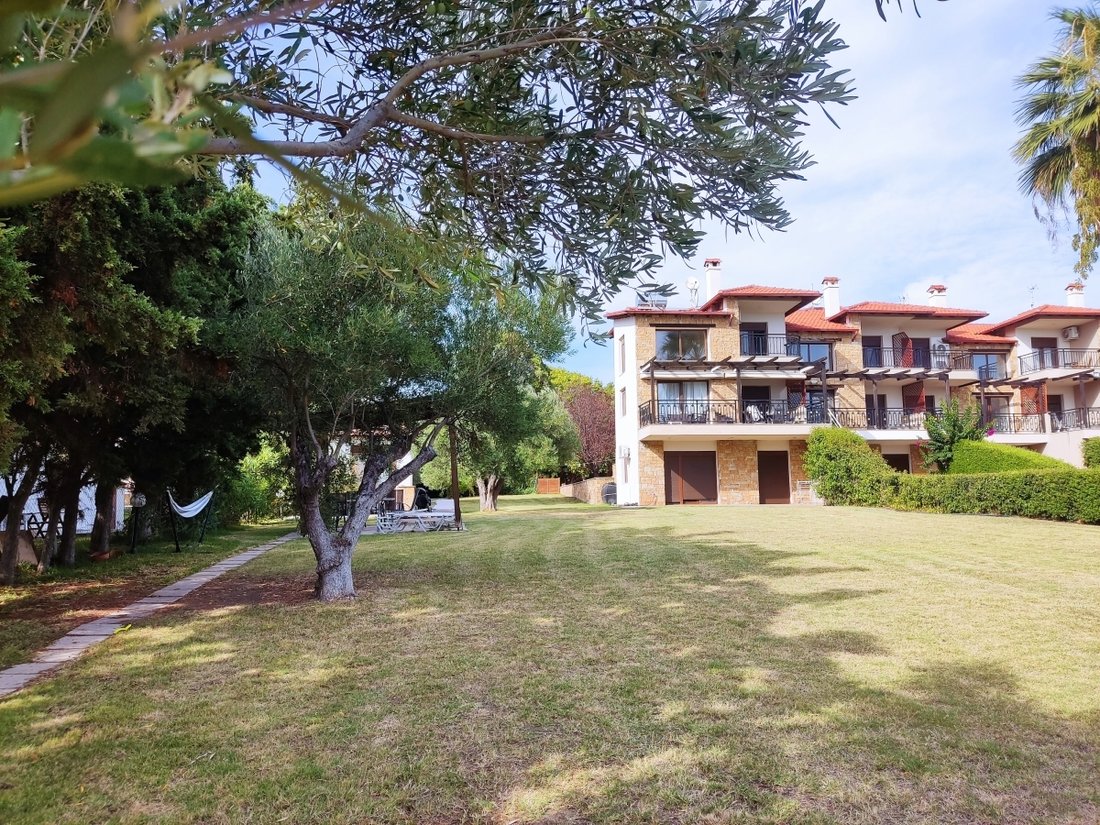 Villa in Pallini Municipal Unit, Macedonia and Thrace, Greece 3 - 16063728