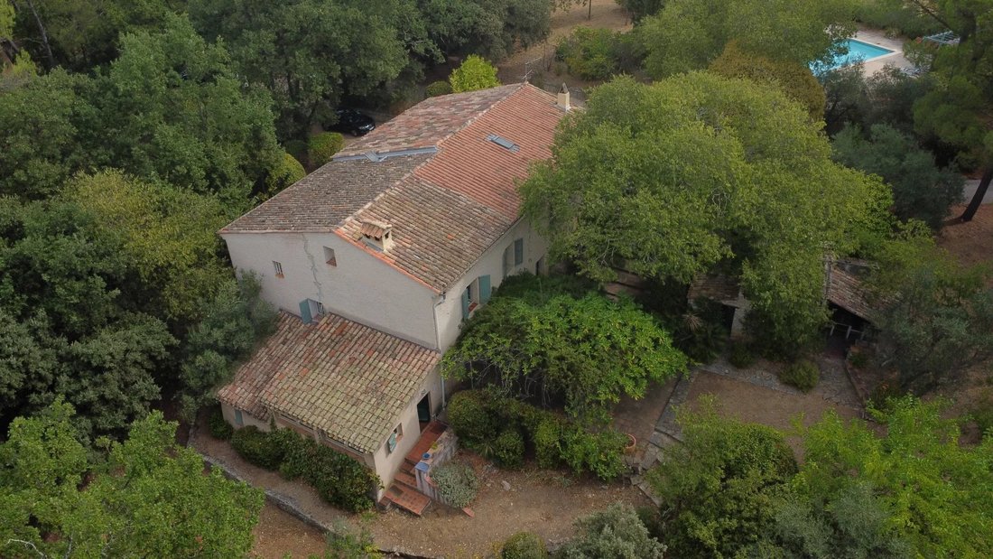 Villa in Taradeau, Provence-Alpes-Côte d'Azur, France 4 - 15540952