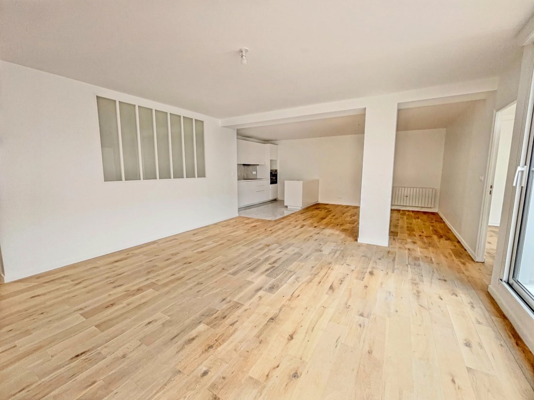 Apartment in Chatou, Ile-de-France, France 1 - 16099306
