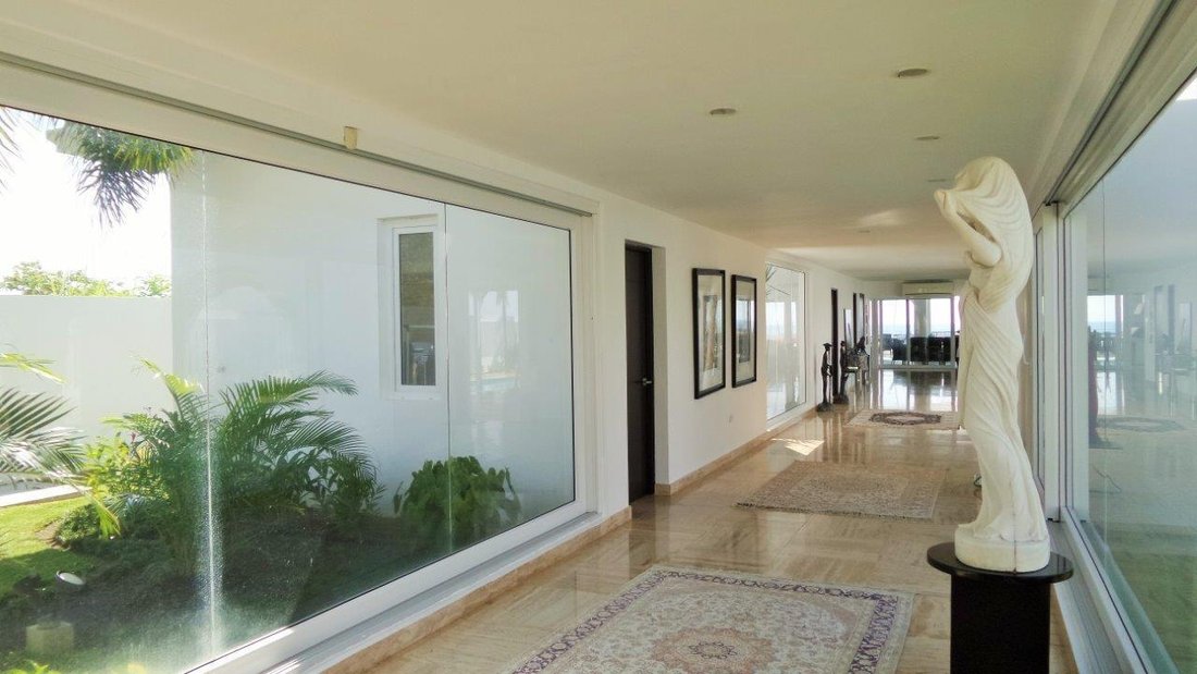 House in San Carlos District, Panama, Panama 4 - 16098437