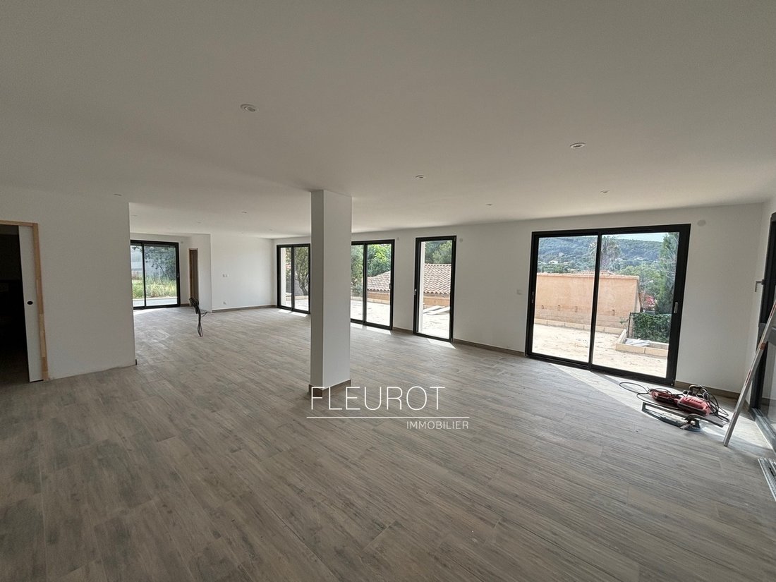 House in Ceyreste, Provence-Alpes-Côte d'Azur, France 3 - 16098986