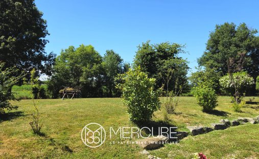 Castle for Sale in Villefranche-sur-Saone, Auvergne-Rhône-Alpes, France