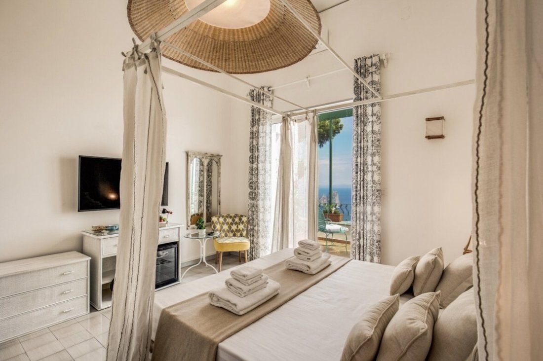 Villa in Capri, Campania, Italy 2 - 16100859