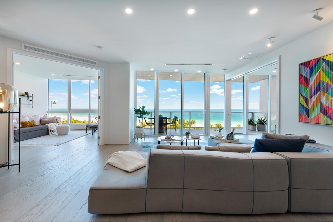 Condo in Miami Beach, Florida, United States 1 - 11864324