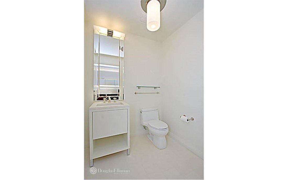 Condo in New York, New York, United States 5 - 15732398