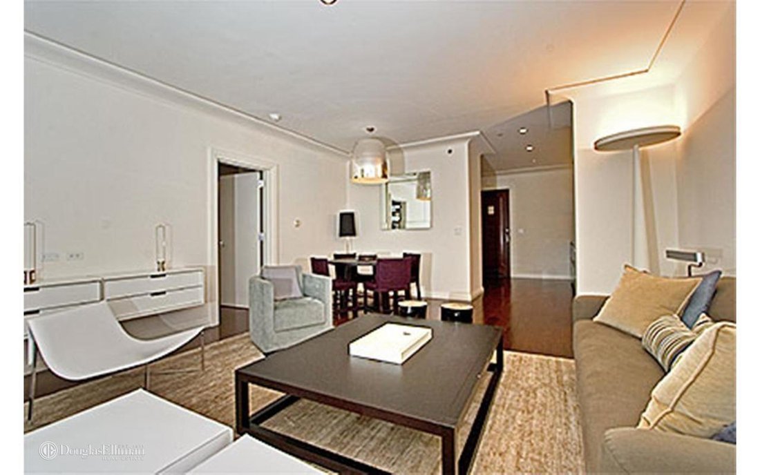 Condo in New York, New York, United States 2 - 15732398