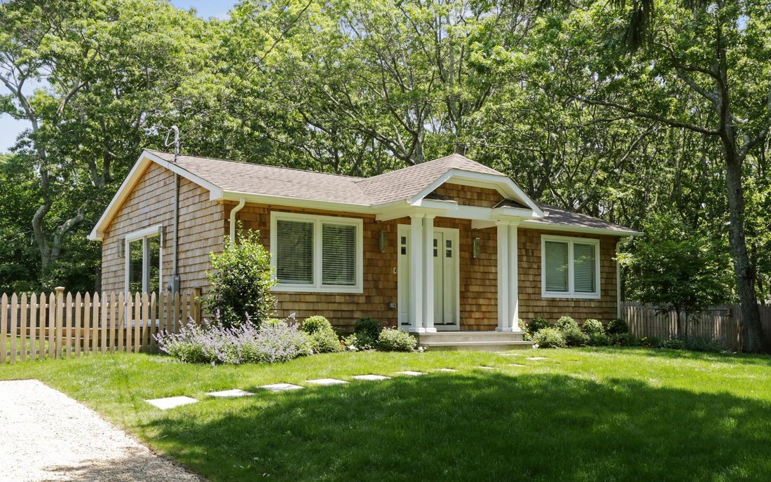 Bridgehampton, New York, United States 1 - 15879173
