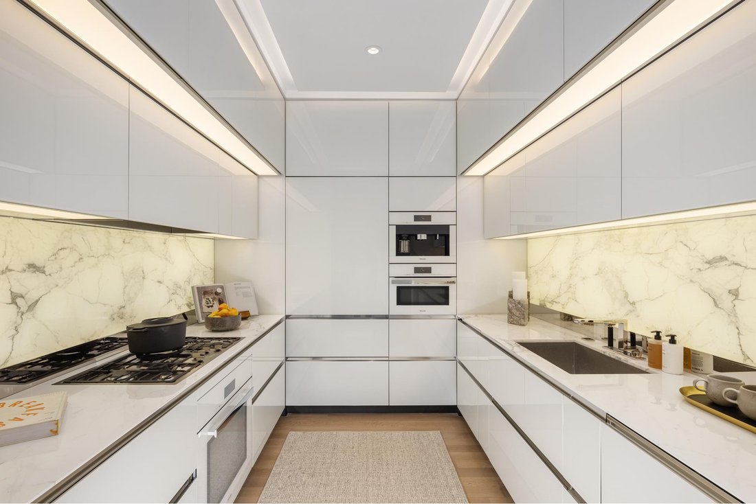 Condo in New York, New York, United States 5 - 16049935