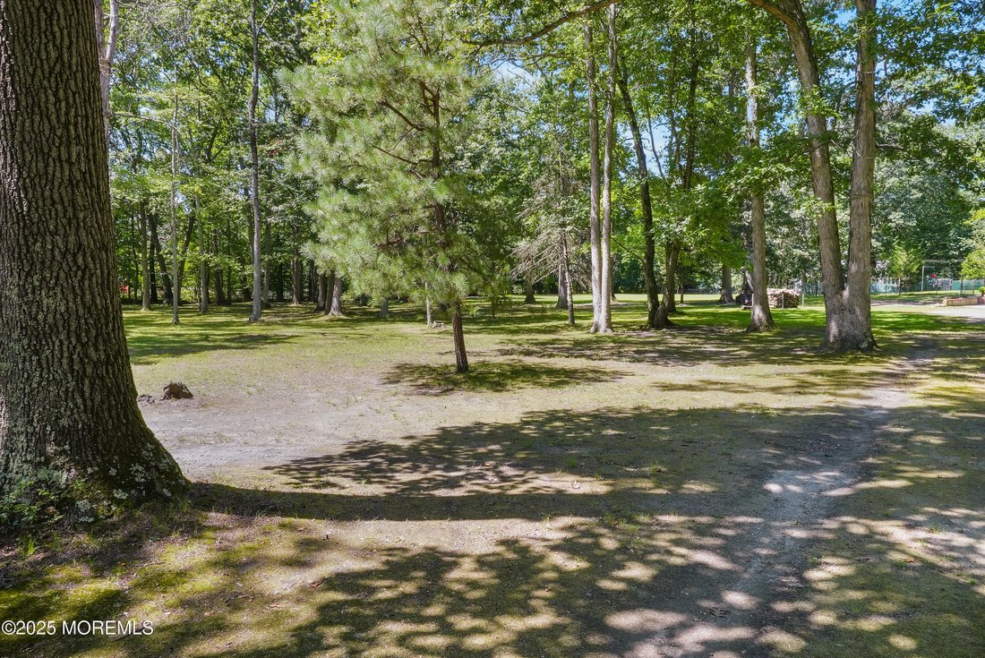 Land in Manalapan Township, New Jersey, United States 3 - 16101689