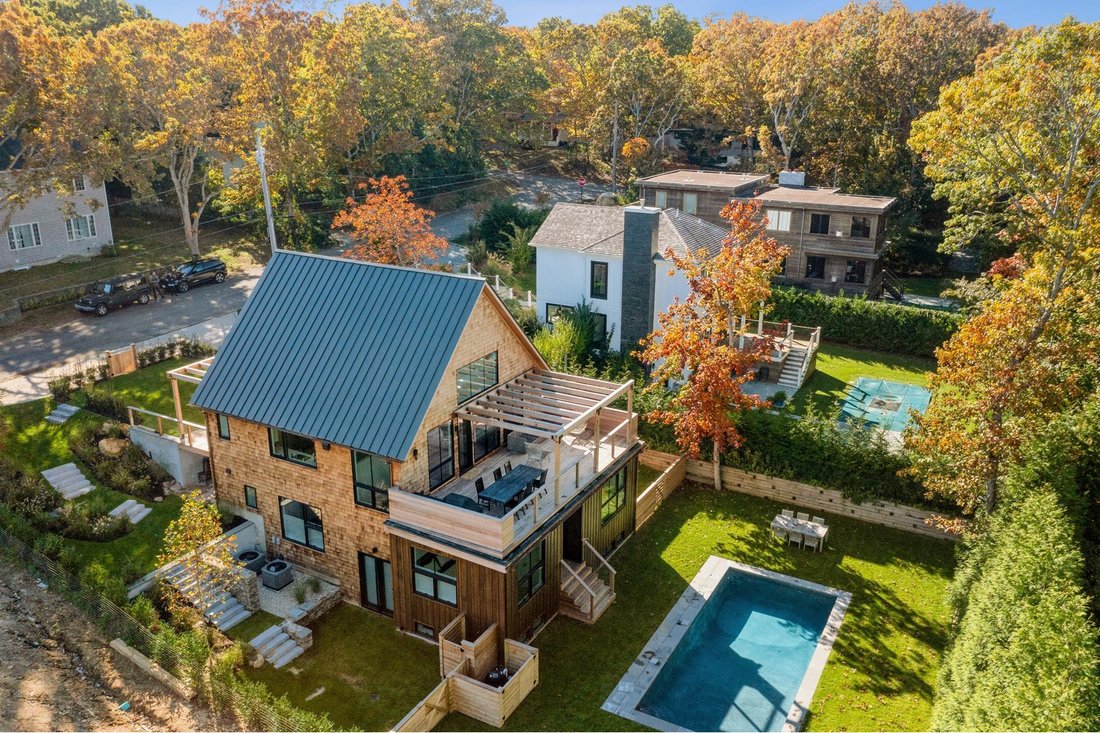 Sag Harbor, New York, United States 1 - 15879035