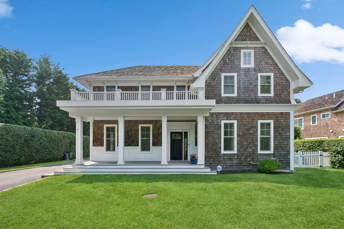 Southampton, New York, United States 2 - 16049915
