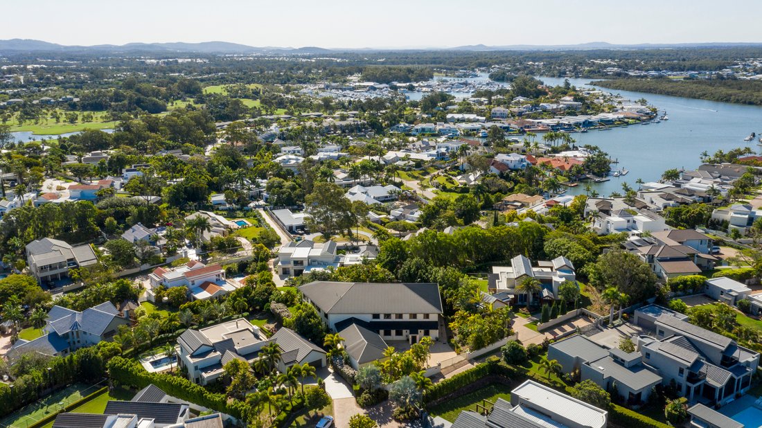 House in Hope Island, Queensland, Australia 1 - 16101722