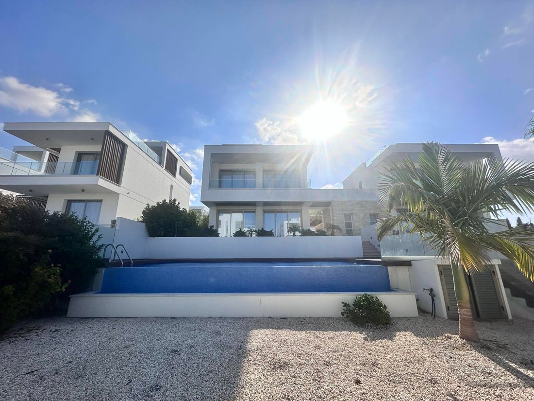 Villa in Paphos, Paphos, Cyprus 1 - 14677674