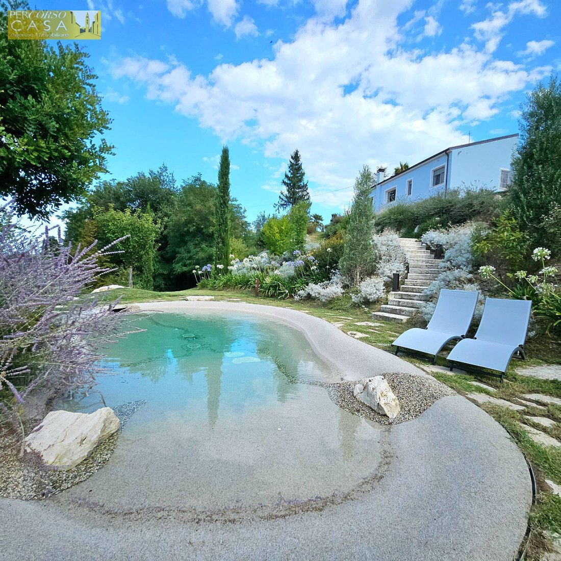 Villa in South - West Periphery, Teramo, Abruzzo 1 - 16101466