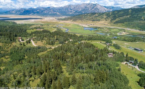 Land in Alpine, Wyoming, United States 1