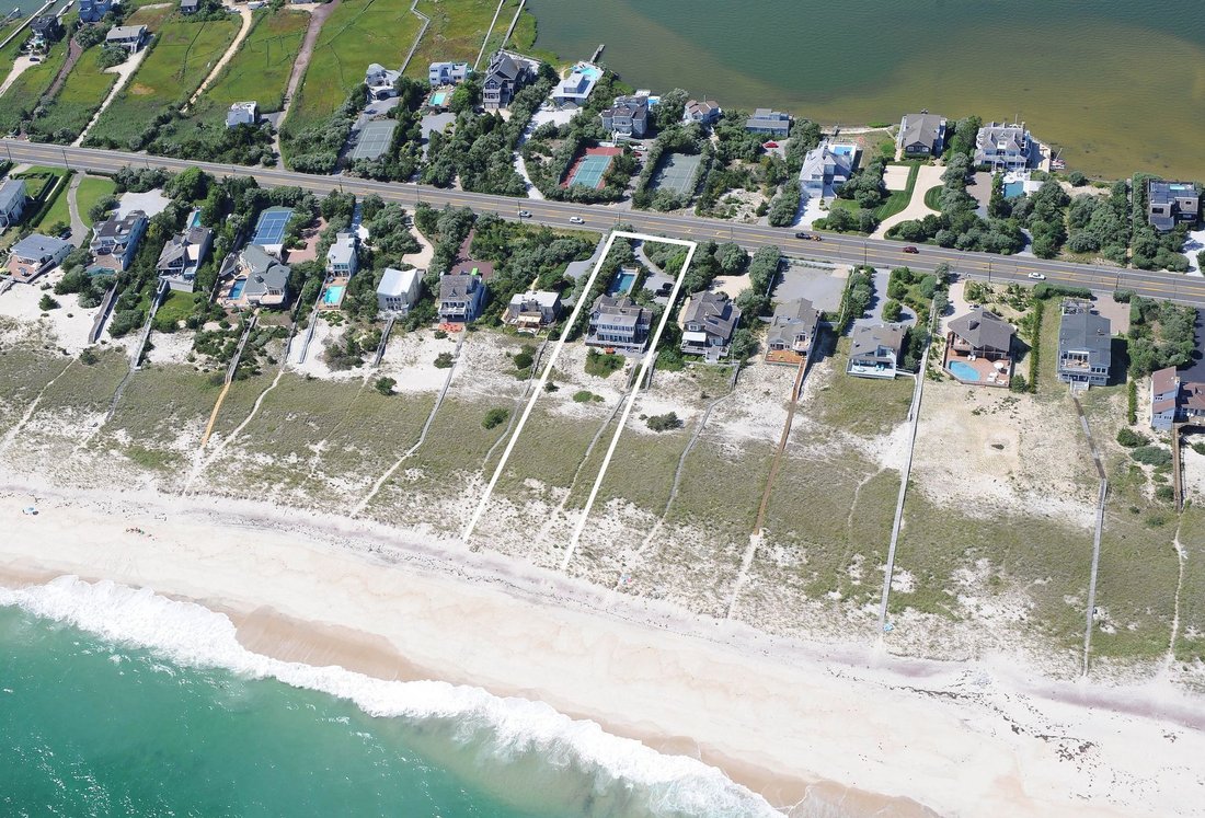 Westhampton Beach, New York, United States 1 - 15879180