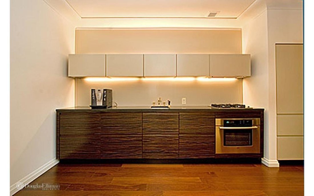 Condo in New York, New York, United States 4 - 15732398