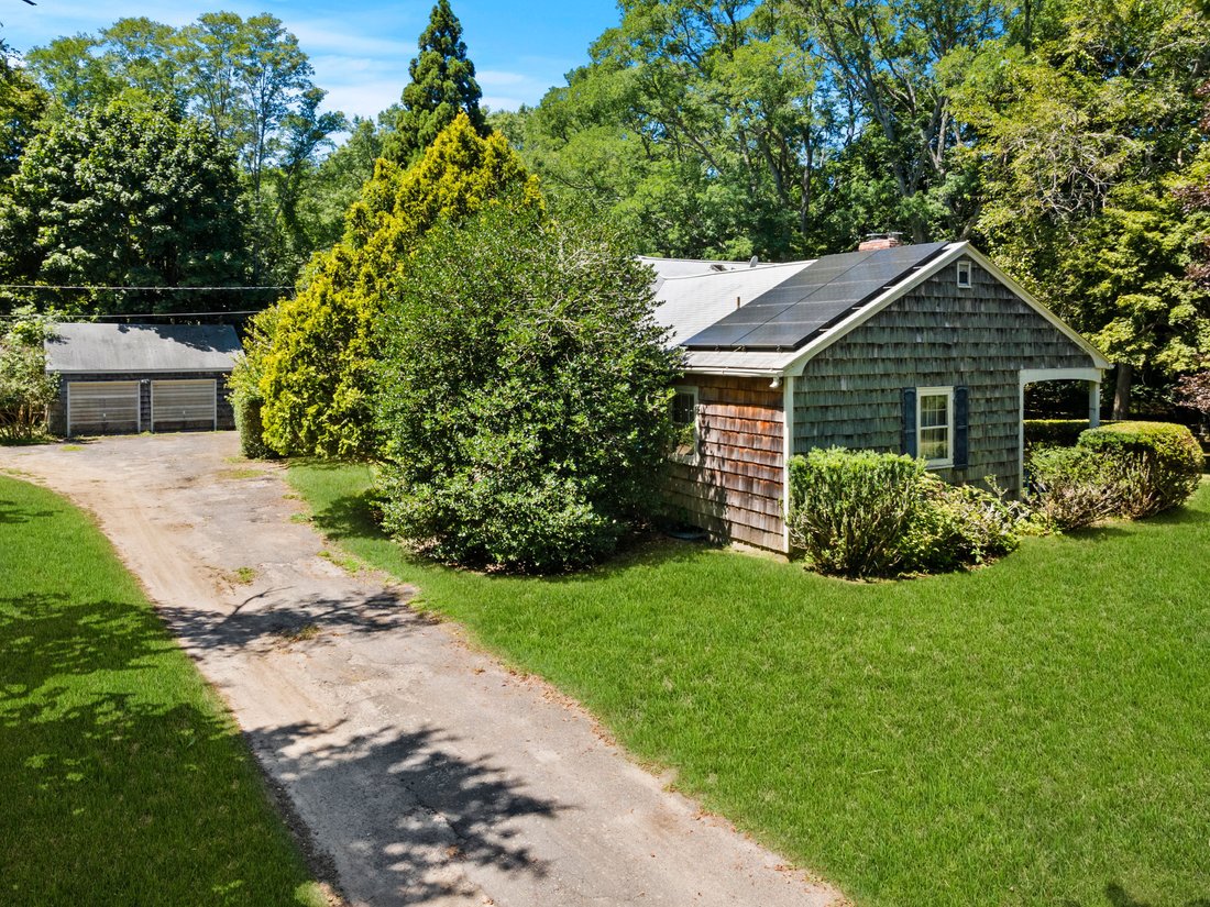 House in Shelter Island, New York, United States 1 - 16091976
