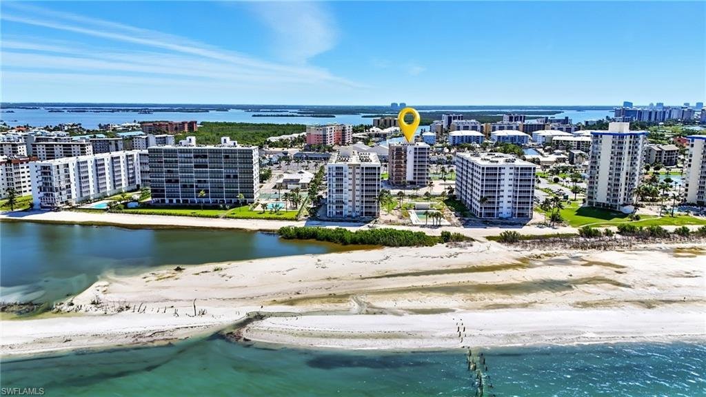 Condo in Fort Myers Beach, Florida, United States 2 - 16101318