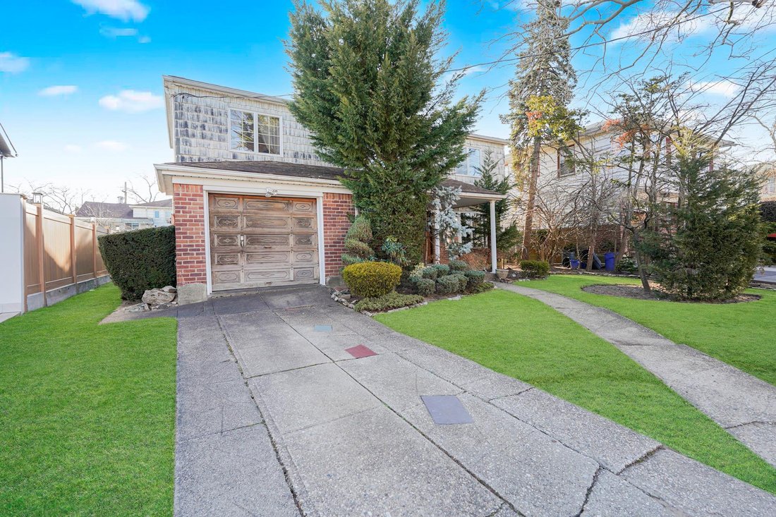 House in New York, New York, United States 2 - 15328346